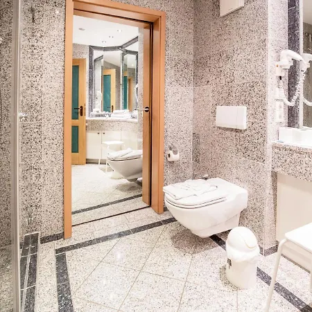 Duenenpark Binz - Komfort Ferienwohnung Mit 1 Schlafzimmer Und Terrasse Im Erdgeschoss 003 Buitenkant foto